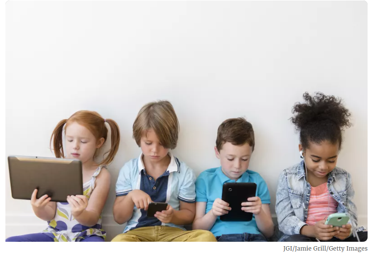 children on technology